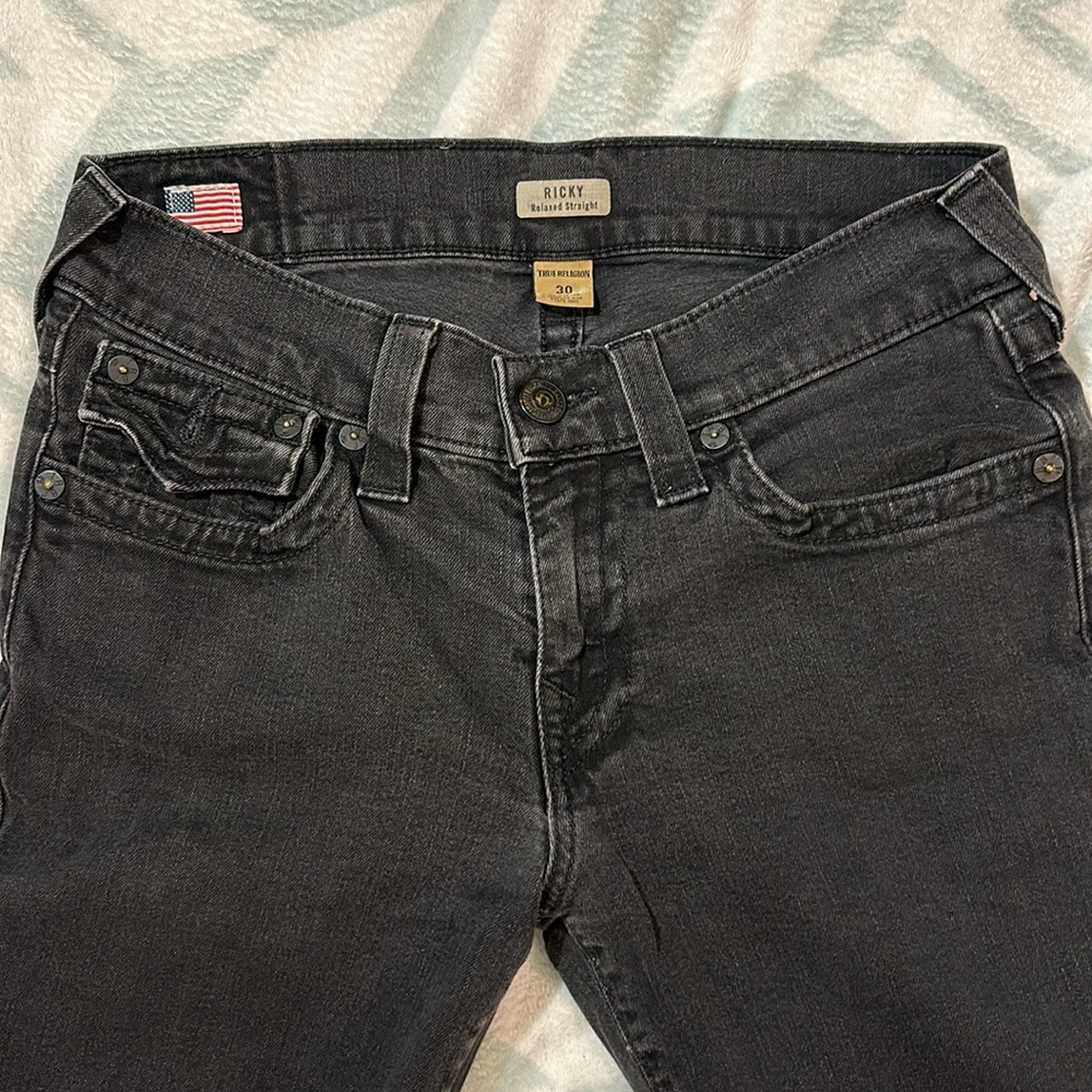 True Religion Ricky Relaxed Straight Black Wash. sz30. Bent Back Flap on right⚡️